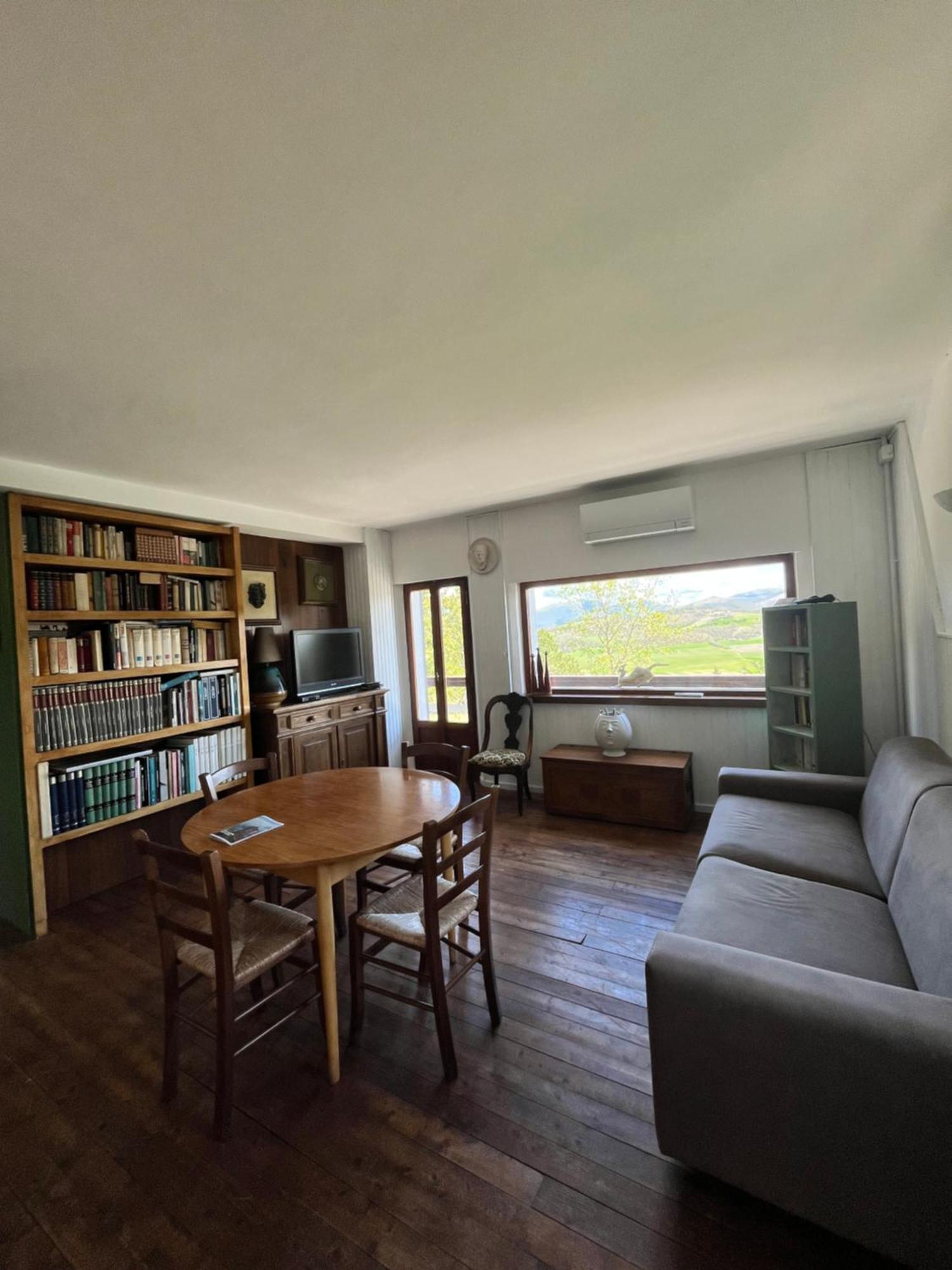 Chalet Ricciano Foligno Esterno foto